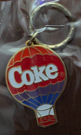 93240-1 € 4,00 coca cola sleutelhanger luchtballon.jpeg
